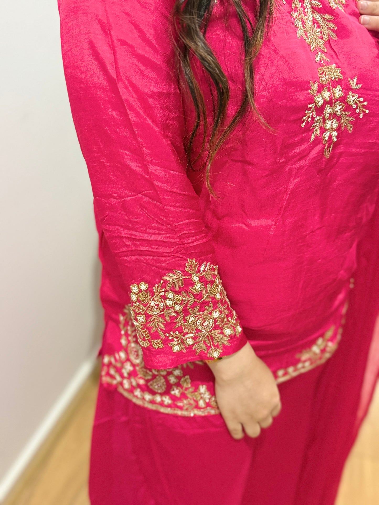 Raazi (Pink)
