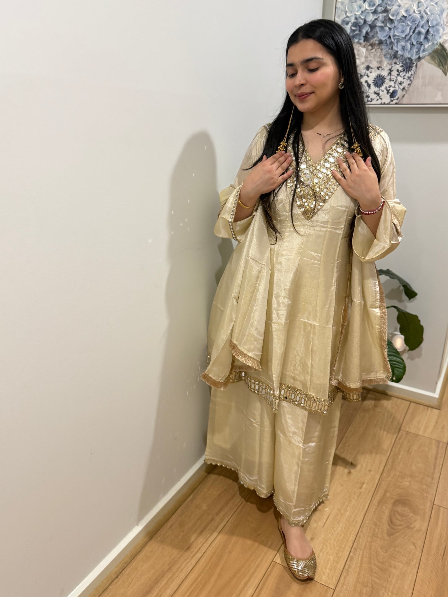 Viral Mirror Suit