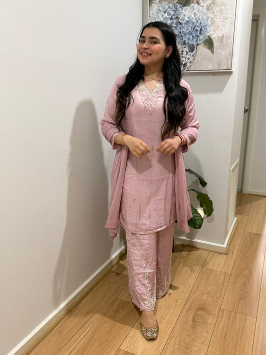 Aamina